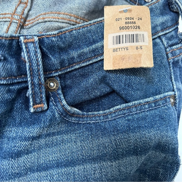 Hollister Bettys Cali Flare stretch denim girl size 0 NWT - Picture 7 of 9